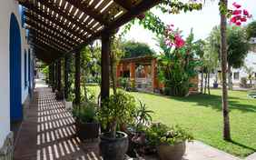 Am Grillplatz im Garten wird gebastelt, gespielt, gemeinsam gegessen...